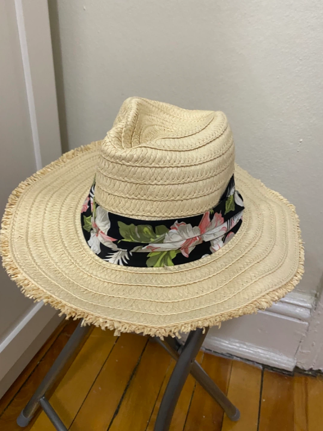 Straw Hat with Floral Band - photo 2
