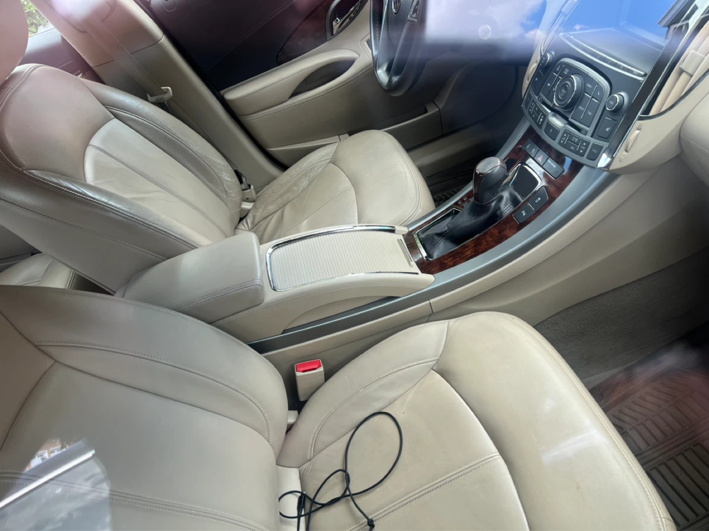 2010 Buick lacross cxl - photo 3