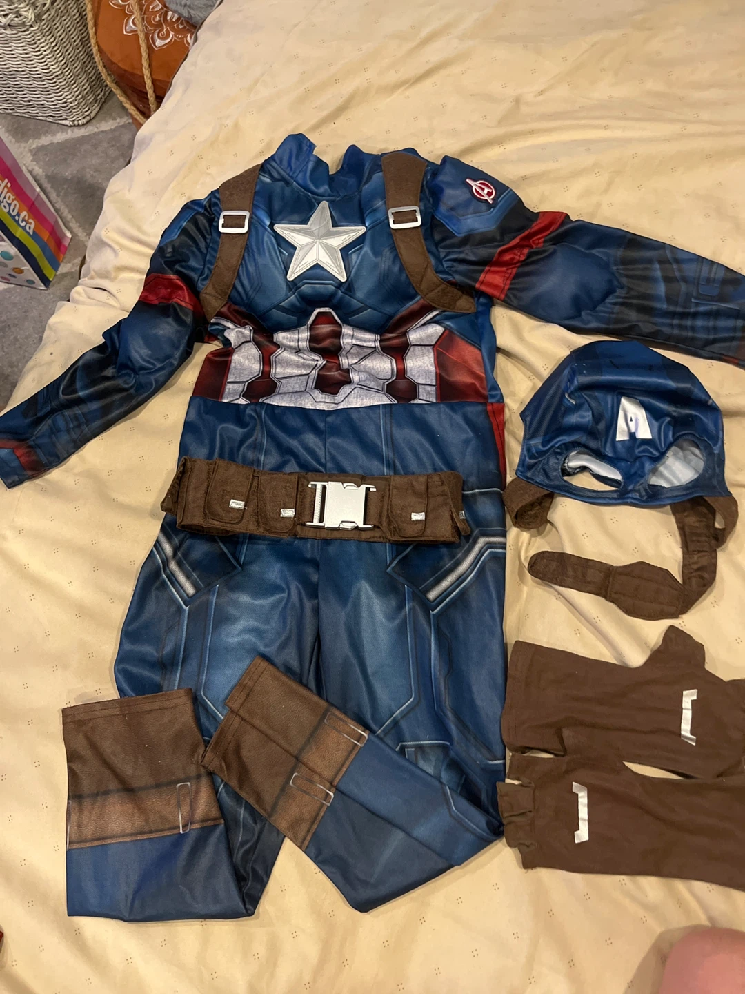 Disney Store Captain America Costume Set 5/6