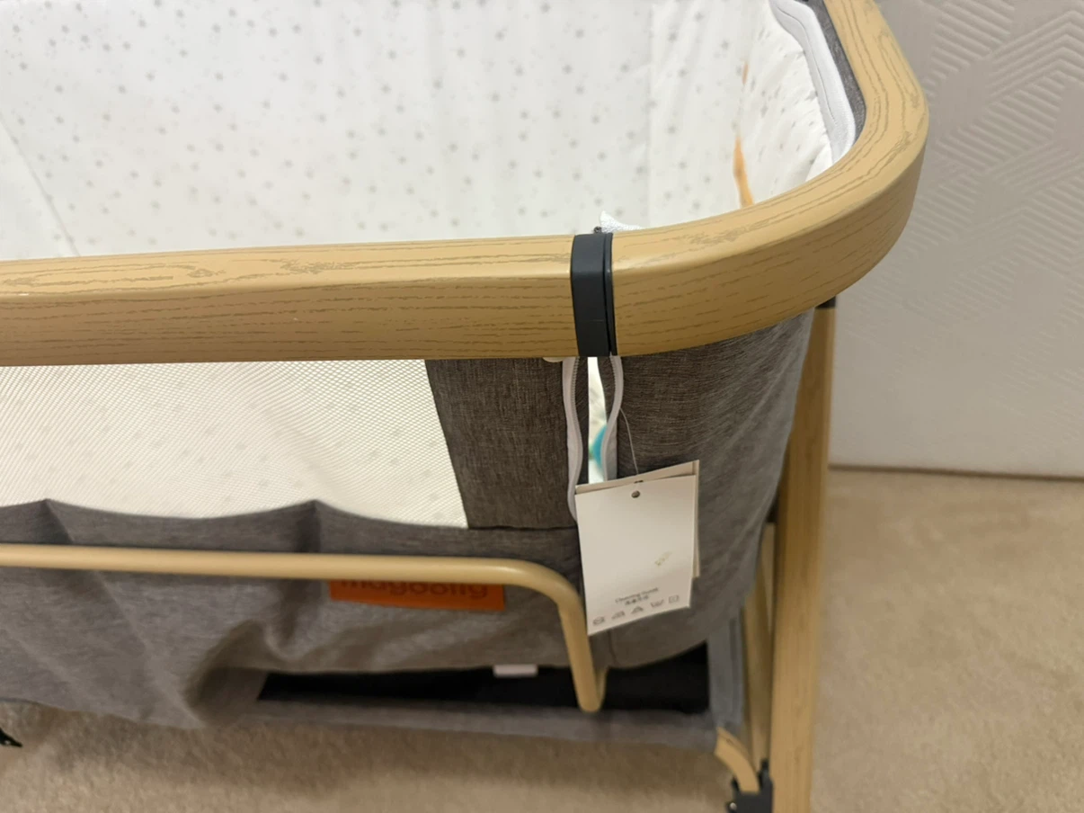 Maydolly Bassinet Bedside Sleeper