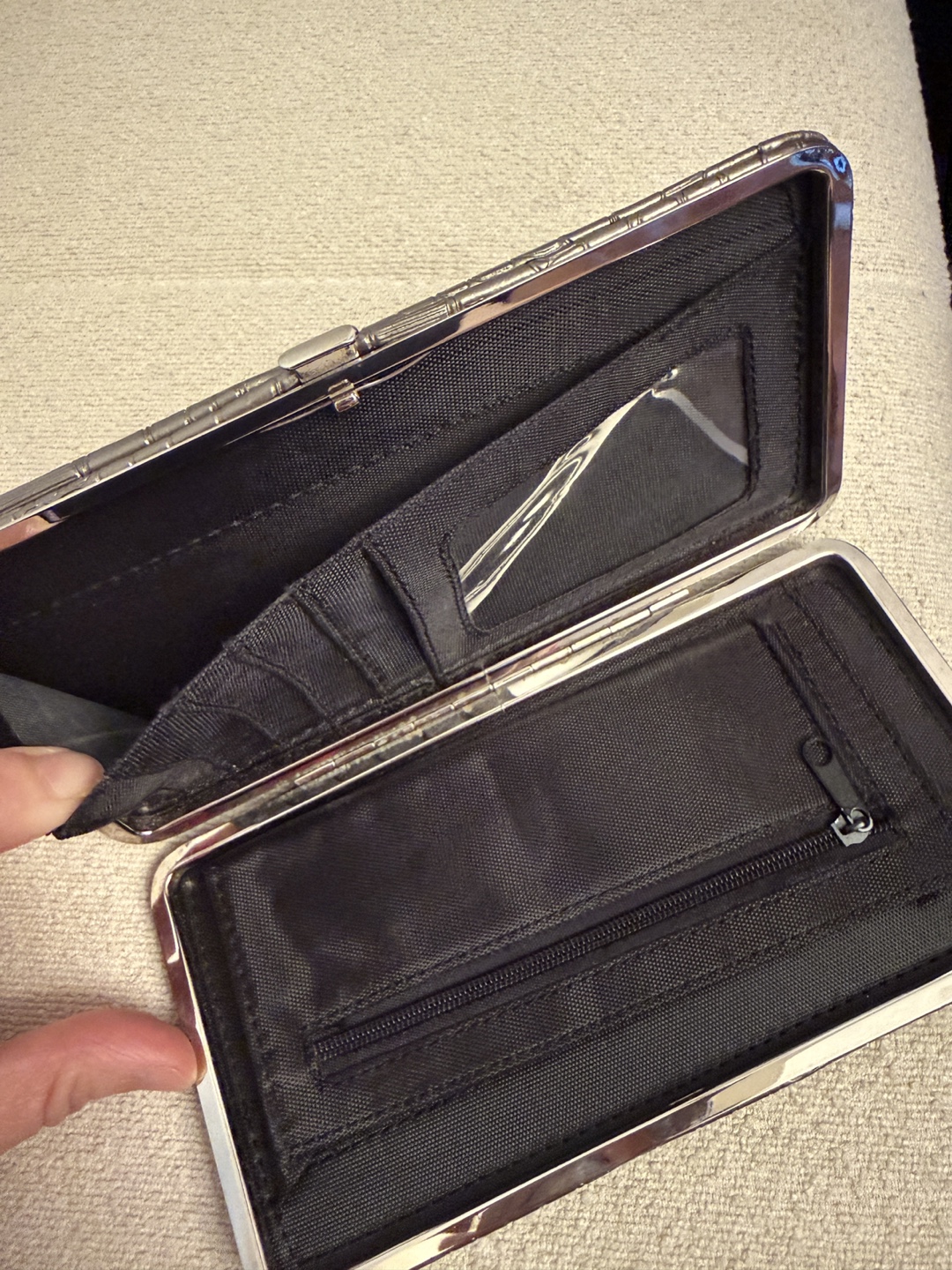 Crocodile-Embossed Wallet - photo 4