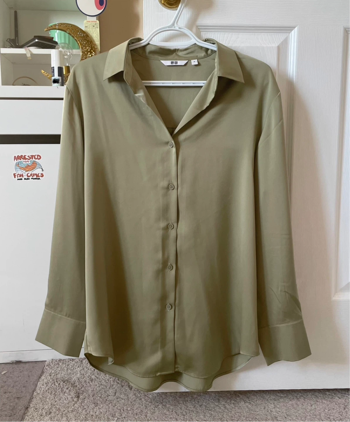 (NWOT) UNIQLO Olive Satin Blouse