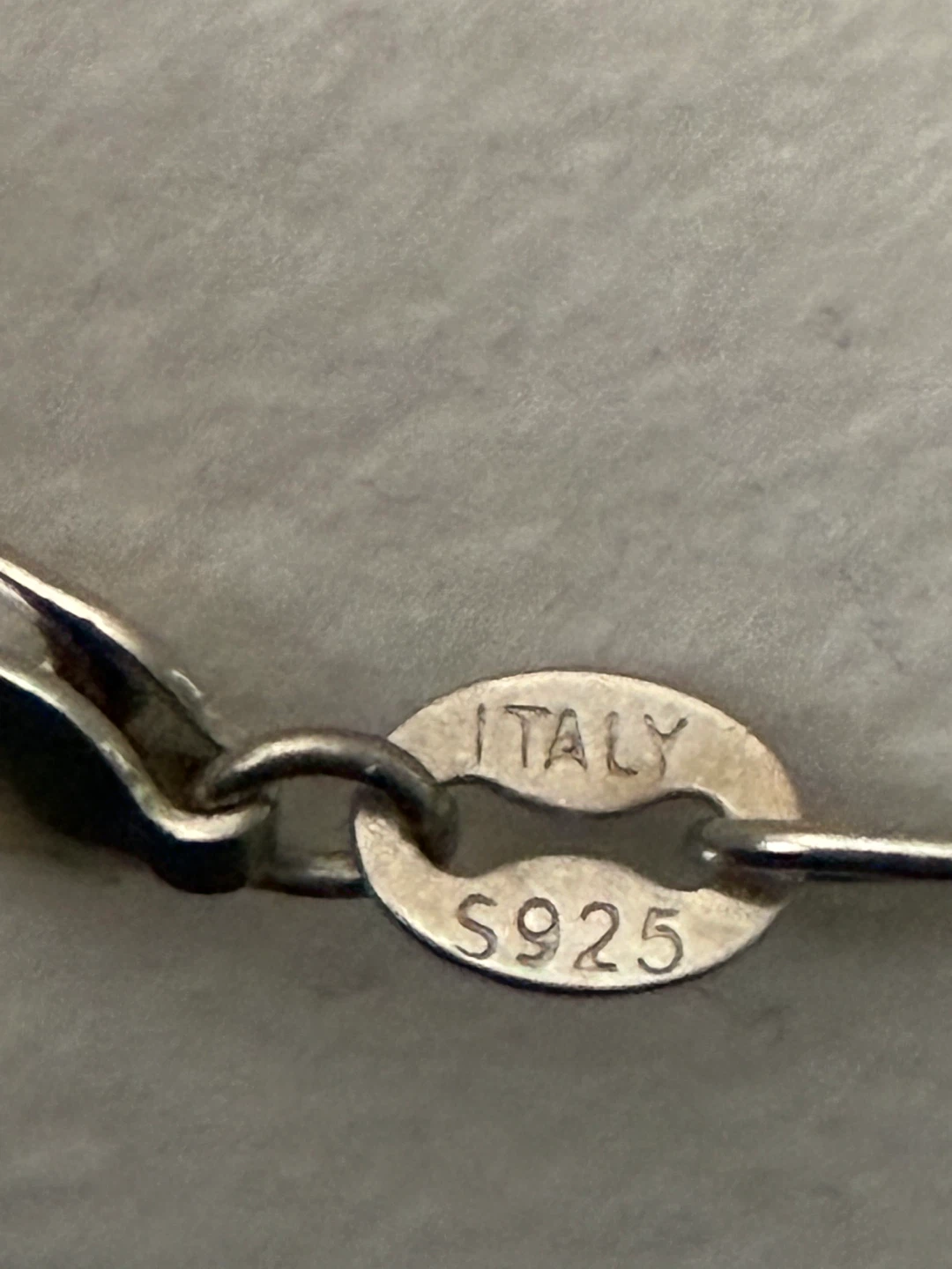 Sterling silver cross and chain - photo 3