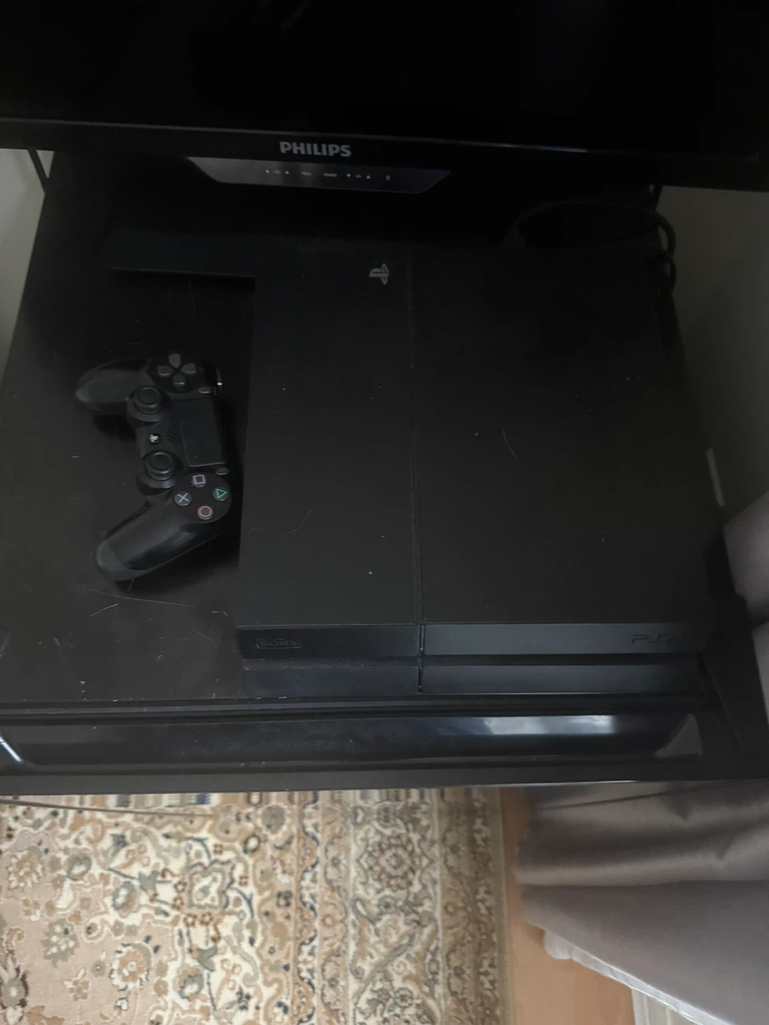 Sony PlayStation 4 (PS4) Console - photo 2