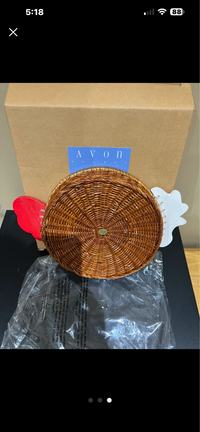Avon Wicker Soup/Sandwich Tray with Chicken Design - photo 3
