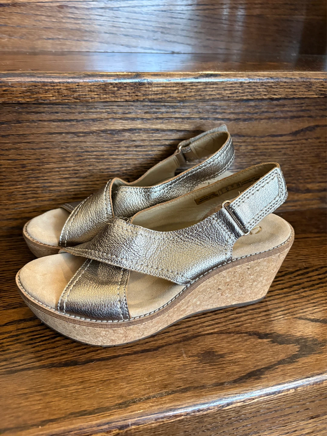 Clarks Gold Metallic Leather Slingback Cork Sandals Size 6.5 - photo 5