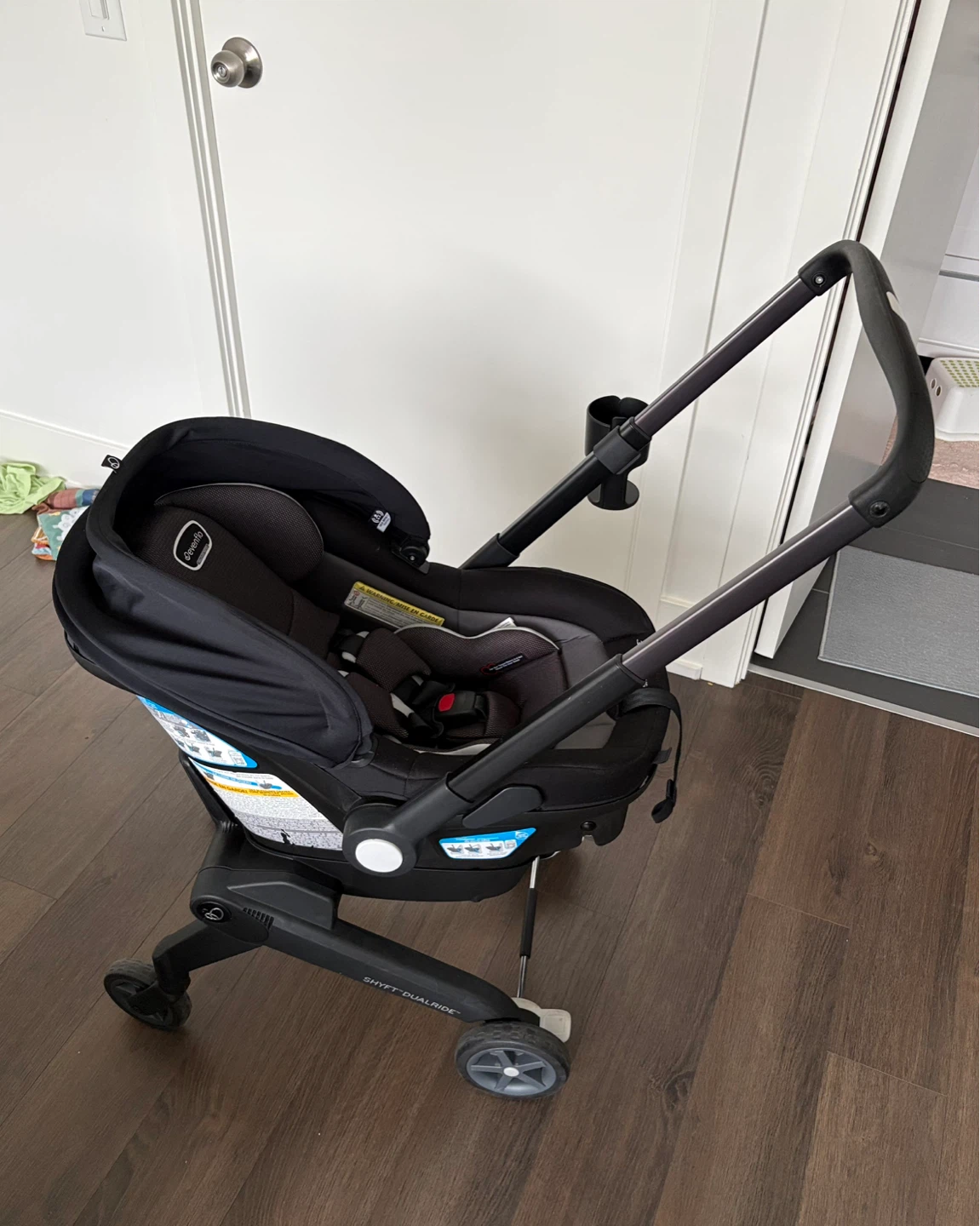 Evenflo Shyft DualRide Infant Car Seat Stroller - photo 3