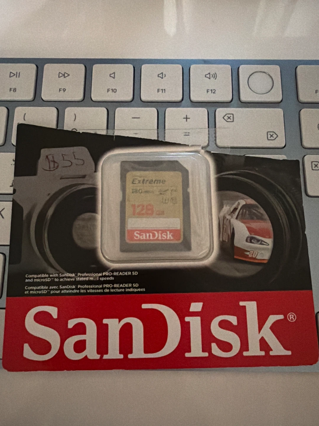 SanDisk Extreme 128GB SD Card