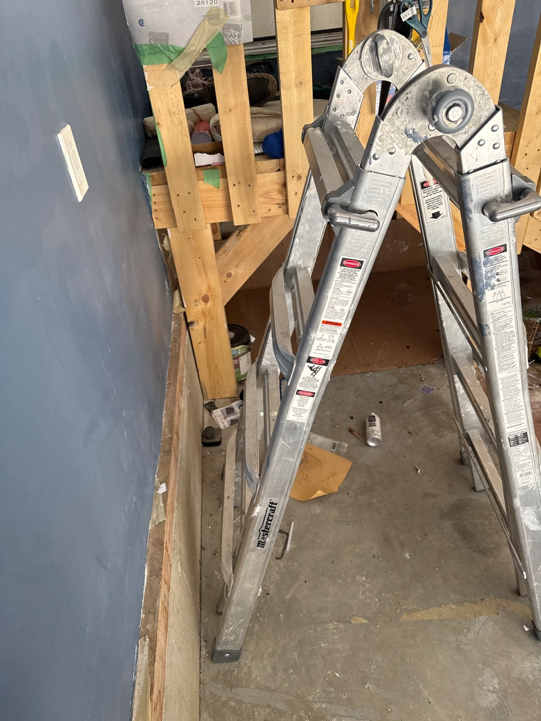 Mastercraft 22ft Multi-Position Ladder