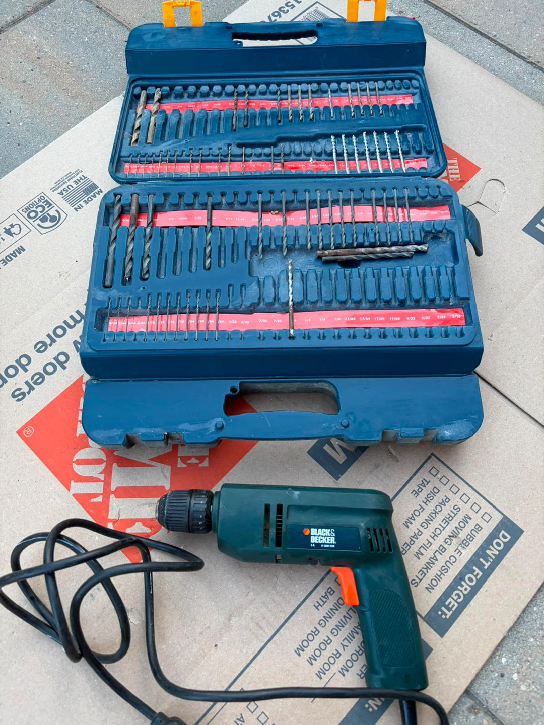 Black & Decker Drill with Drill Bit Set - photo 2