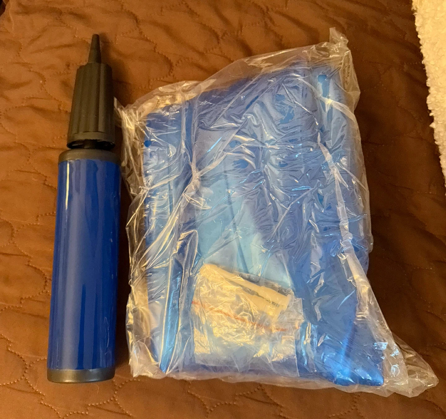 Blue Yoga Ball with Hand Pump - photo 2
