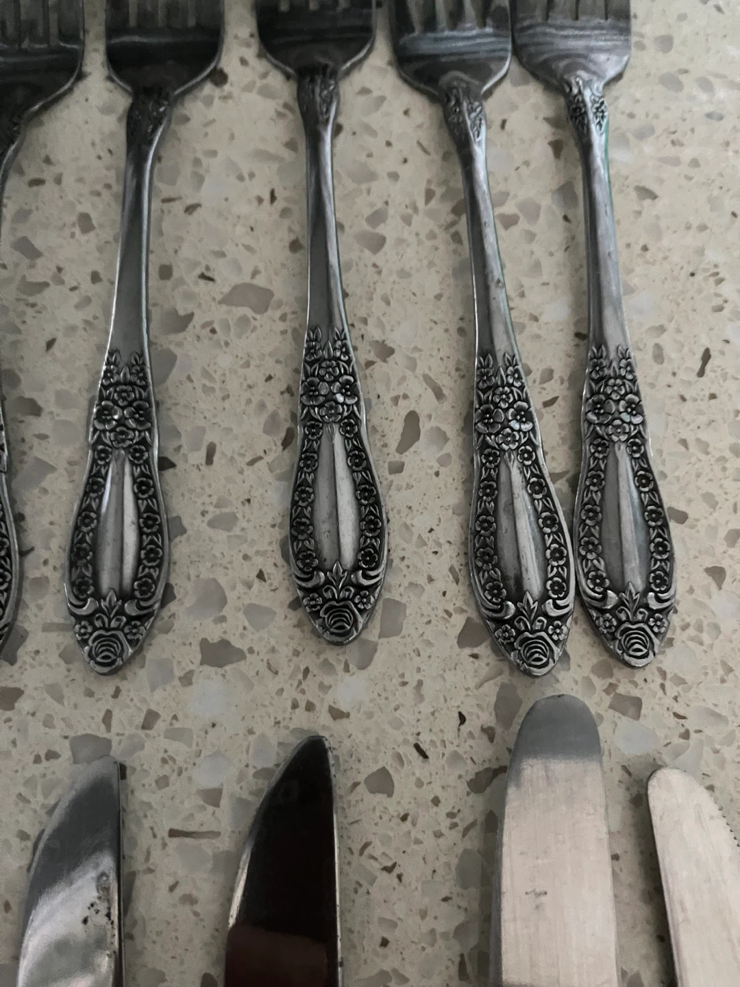 Vintage Silver Plated Cutlery Set of 16 ( 2 don’t match) - photo 3