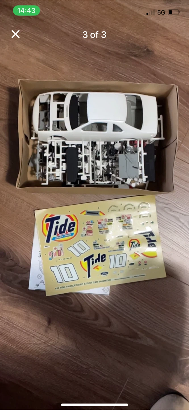 Monogram 1:24 Scale #10 Tide Thunderbird Stock Car Model Kit - photo 3