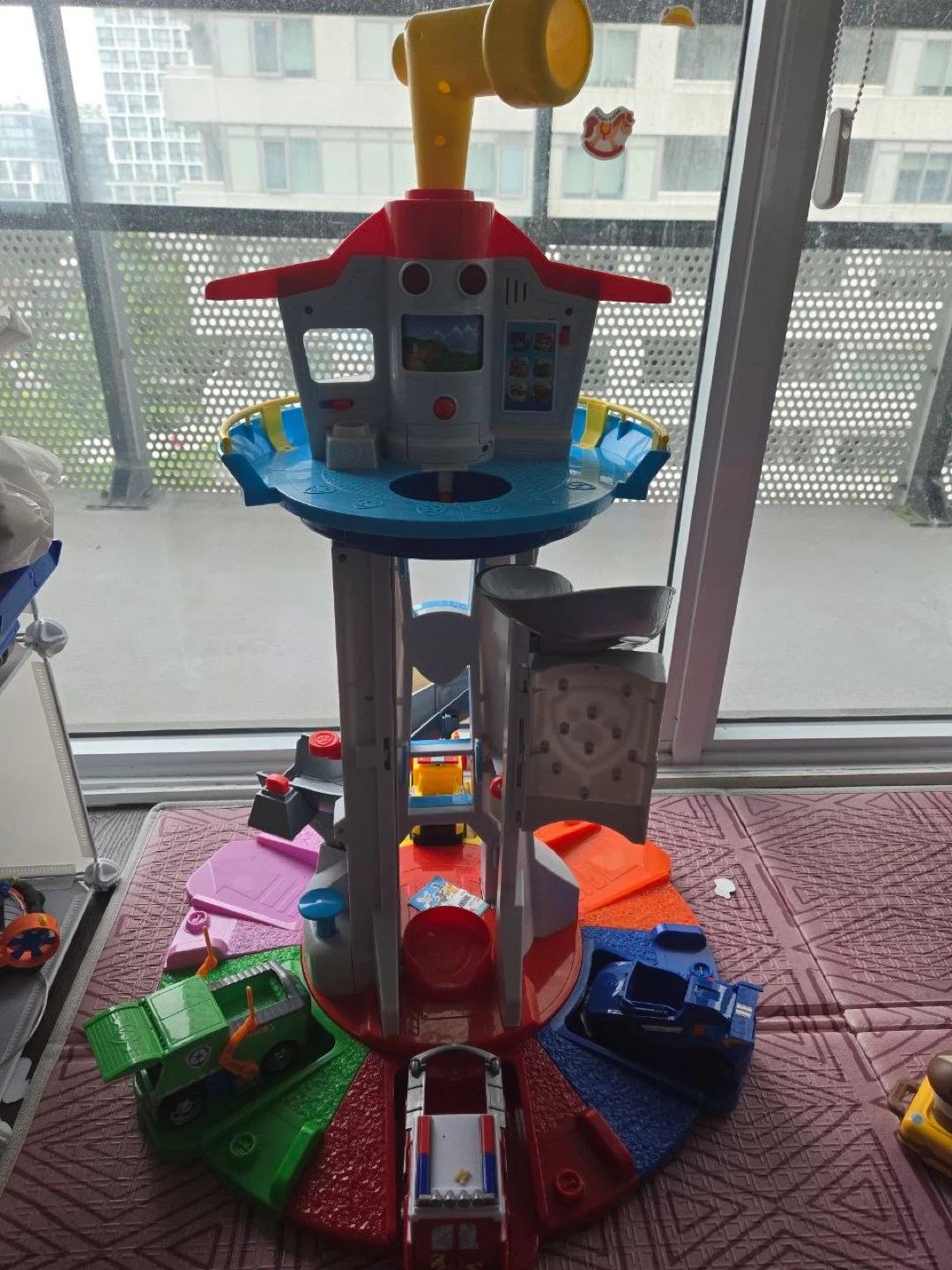 Paw Patrol Lookout Tower and Fire Station Playset - photo 2