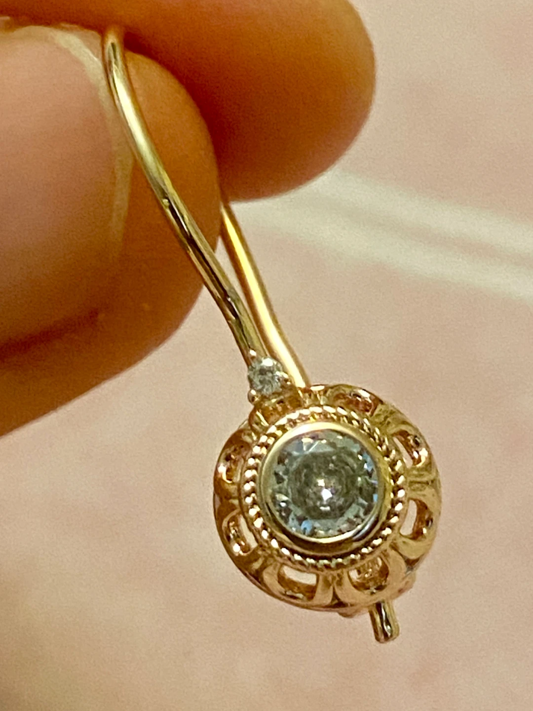 Gold tone dangle earrings with clear stones - photo 5