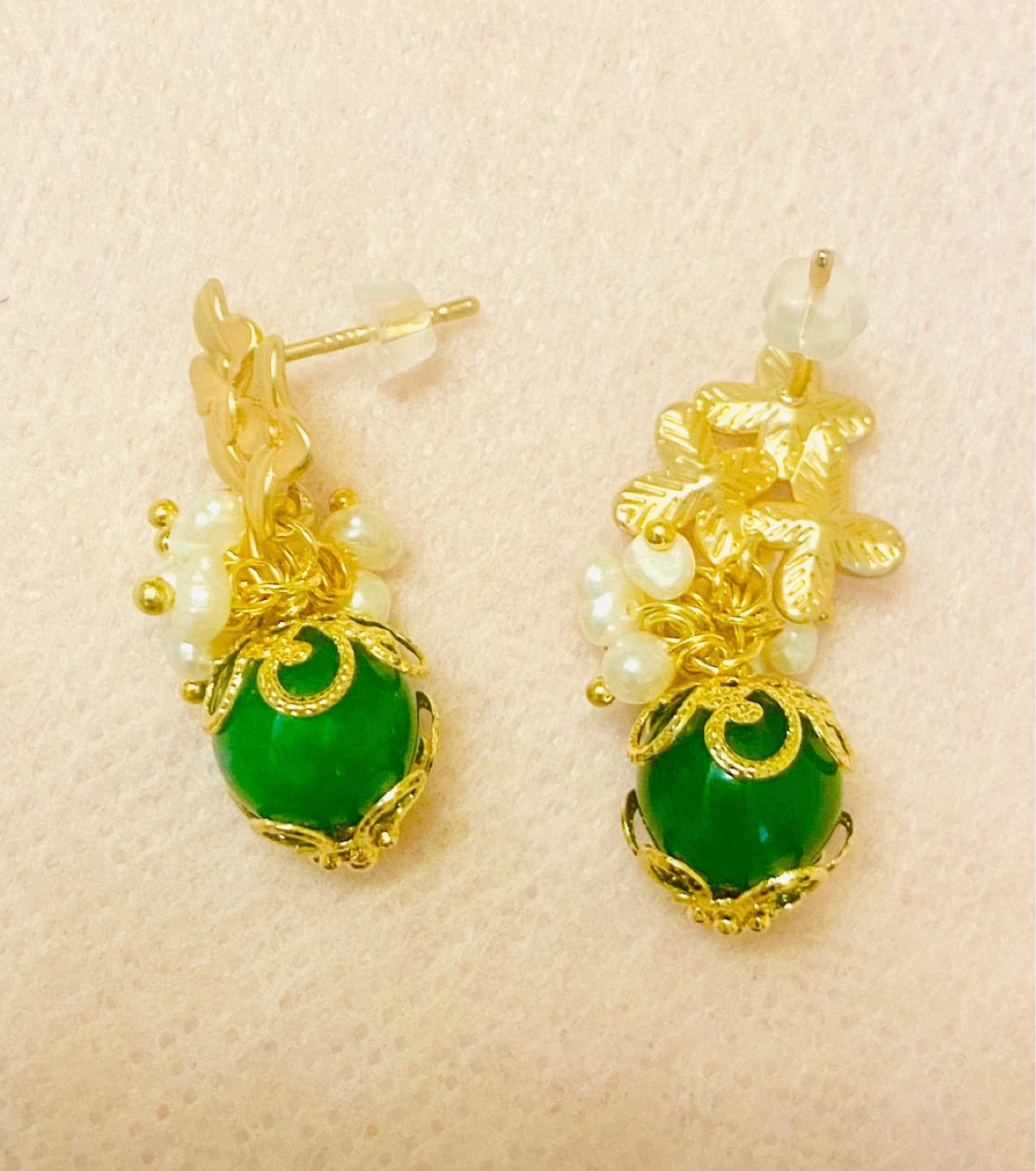 Gold-tone Dangling Earrings with Green Jade Beads and Pearls - photo 3