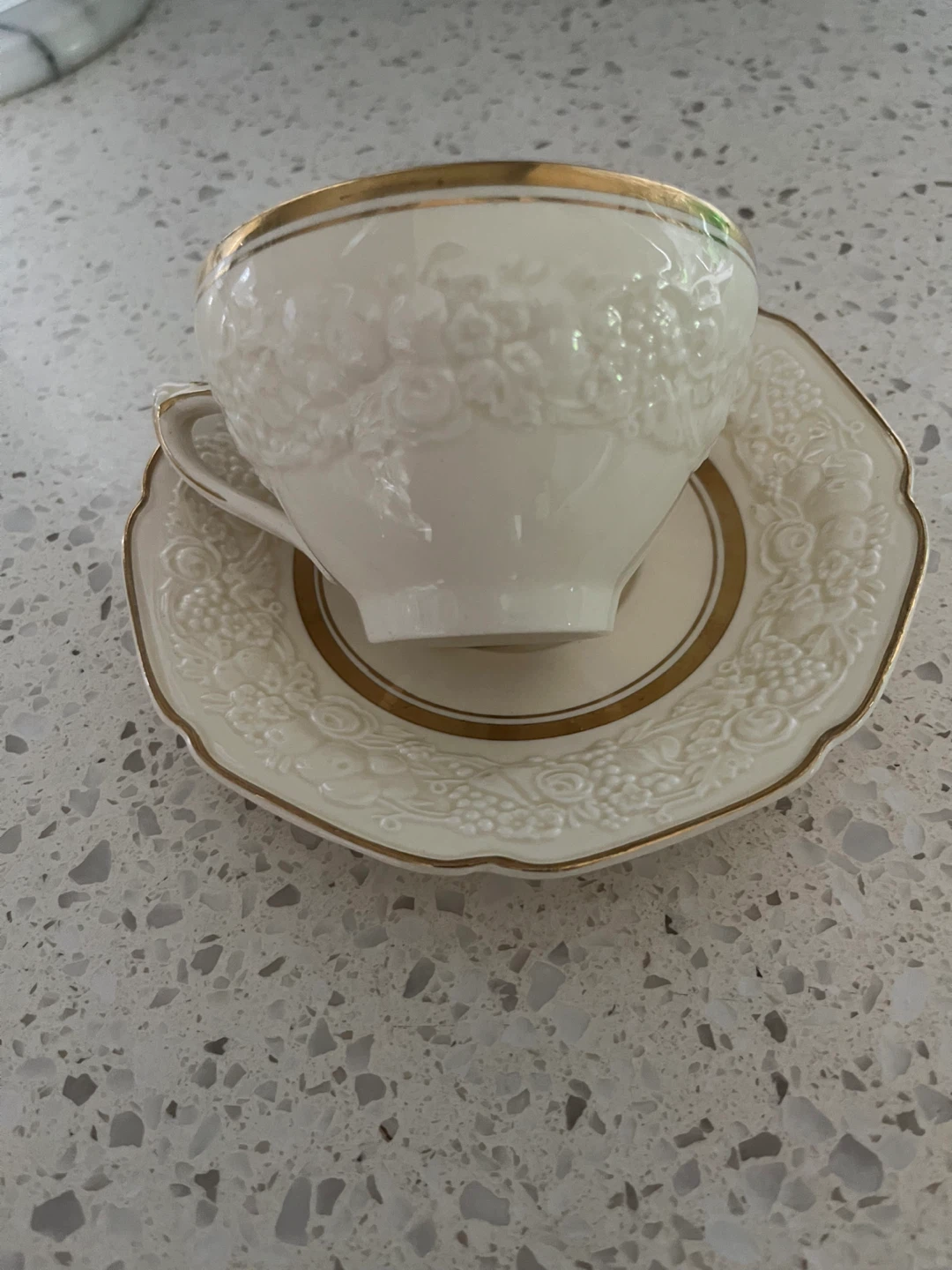 Crown Ducal Florentine tea cup & saucer ($10 each) - photo 2