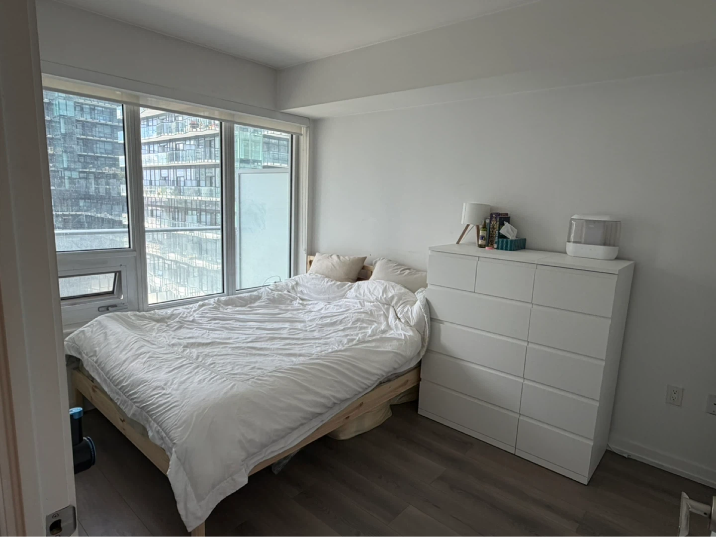 Lease takeover - 1 Bed 1 Bath Condo - photo 3
