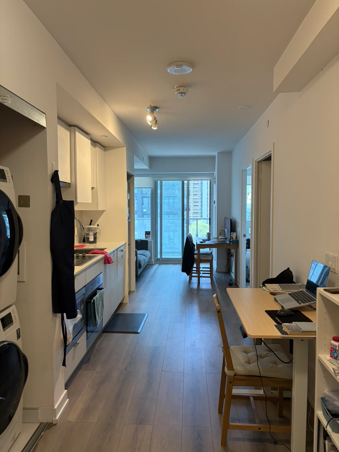 Lease takeover - 1 Bed 1 Bath Condo