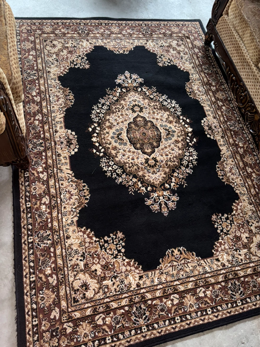 3 piece Vintage Sofa set and Area Rug with Traditional Design - photo 4