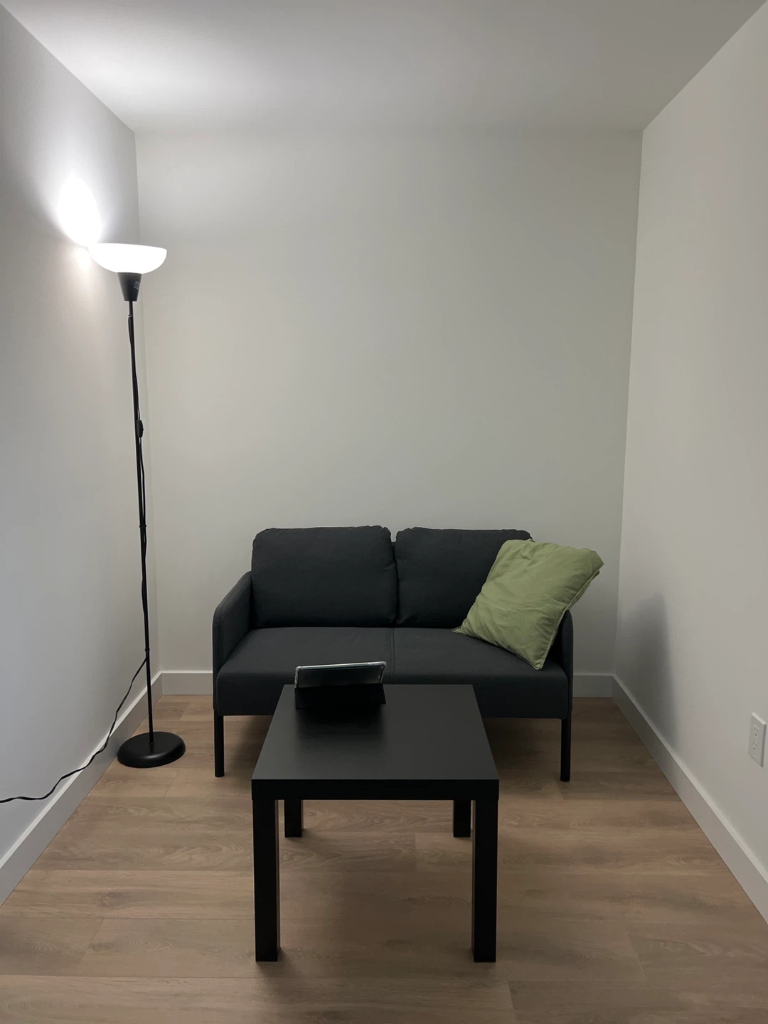 IKEA GLOSTAD Sofa