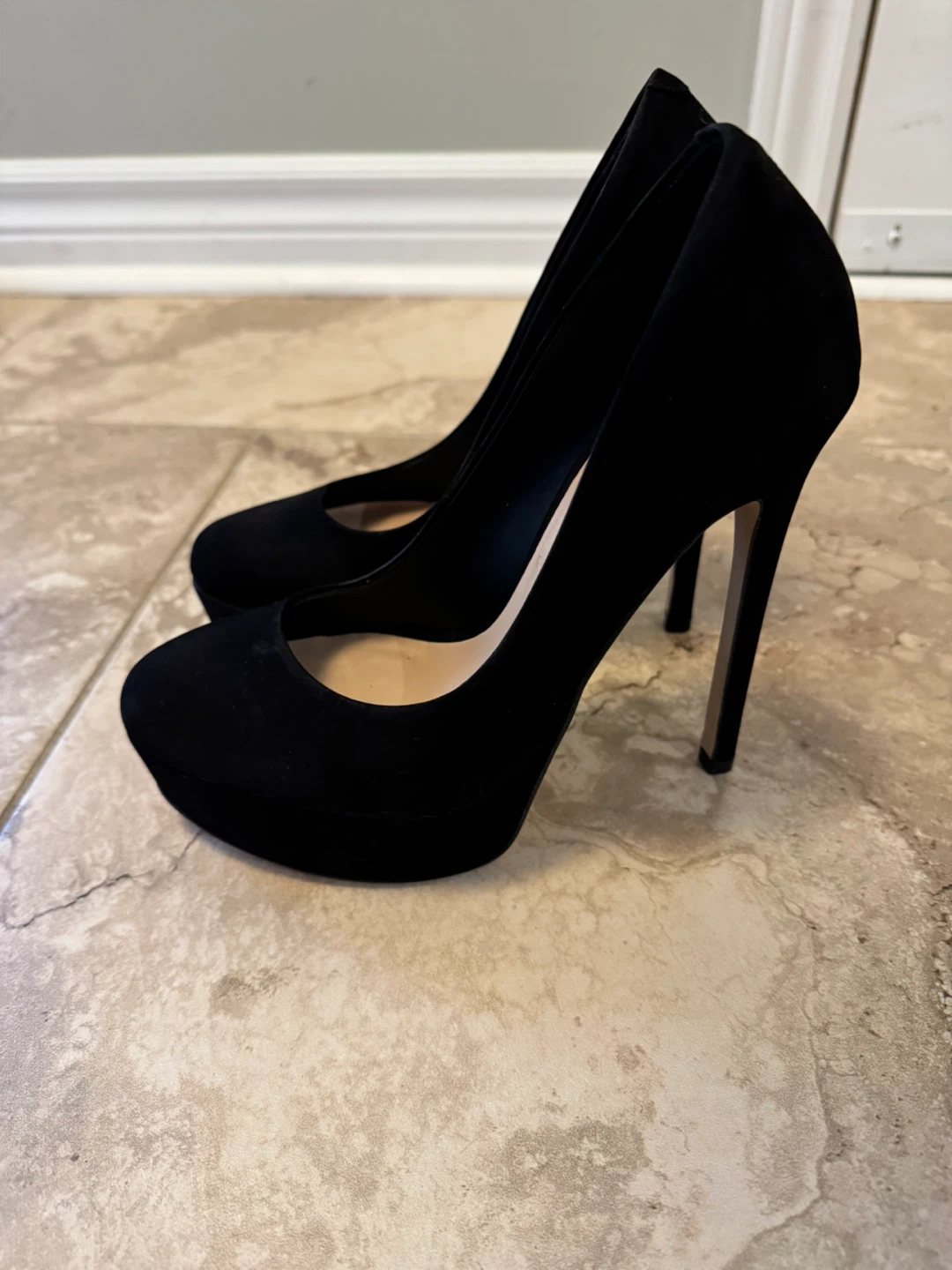 ALDO Black Suede Platform Heels - photo 3