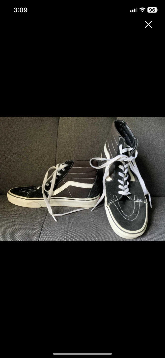 Vans, like new, size 8 men (9.5 women)