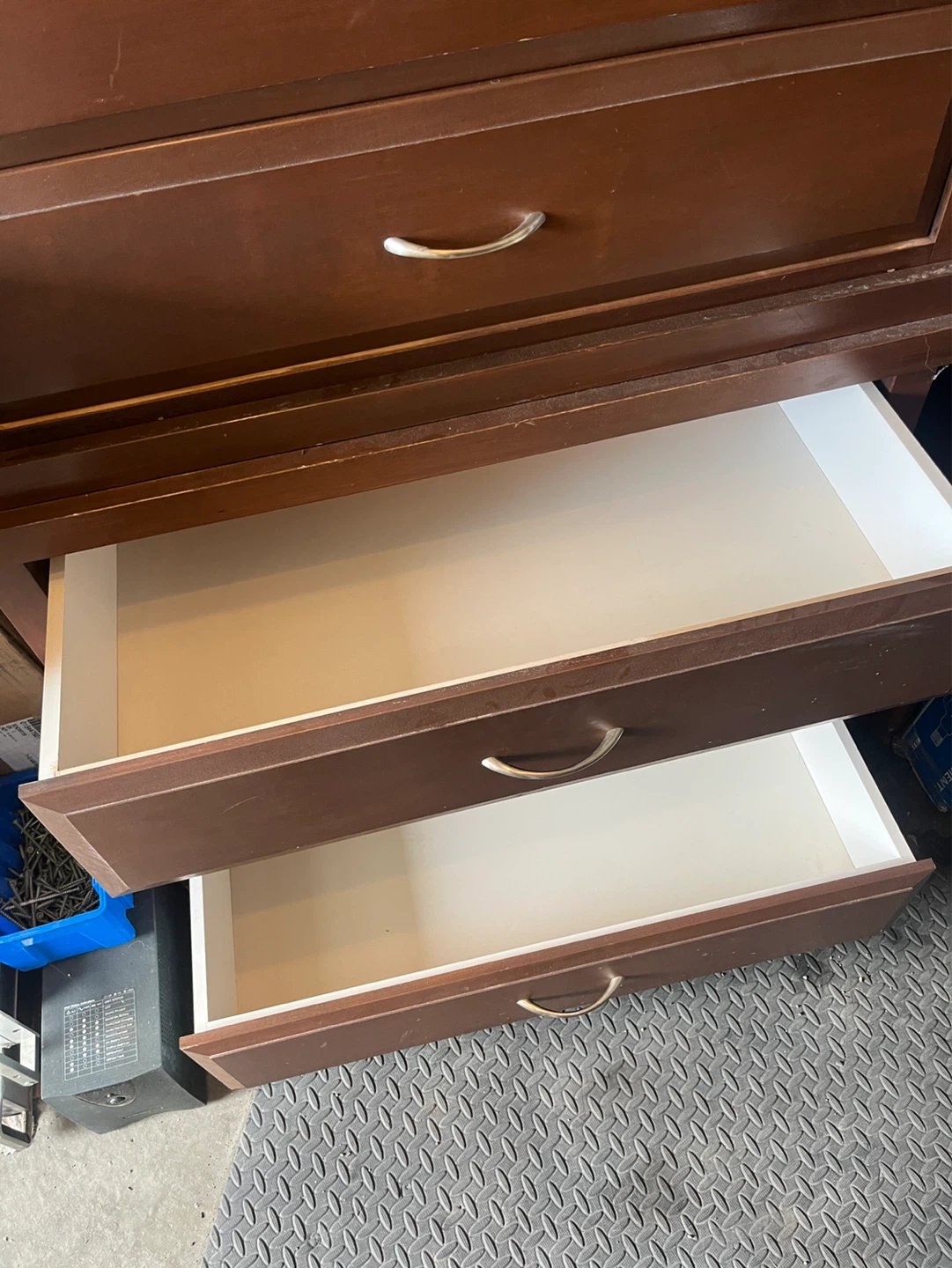 3 Drawer Dresser - photo 3