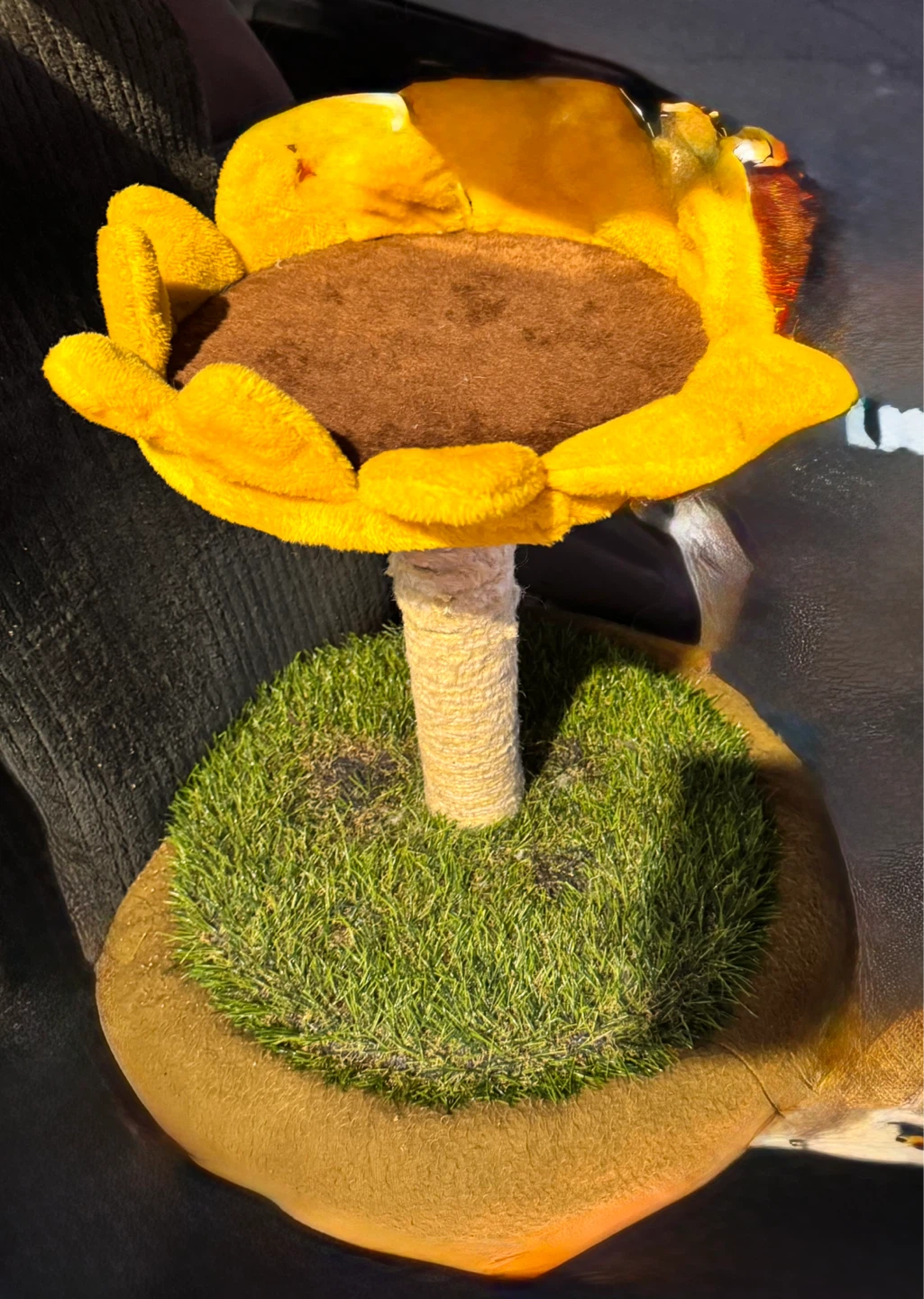 Sunflower Cat Scratcher Tree