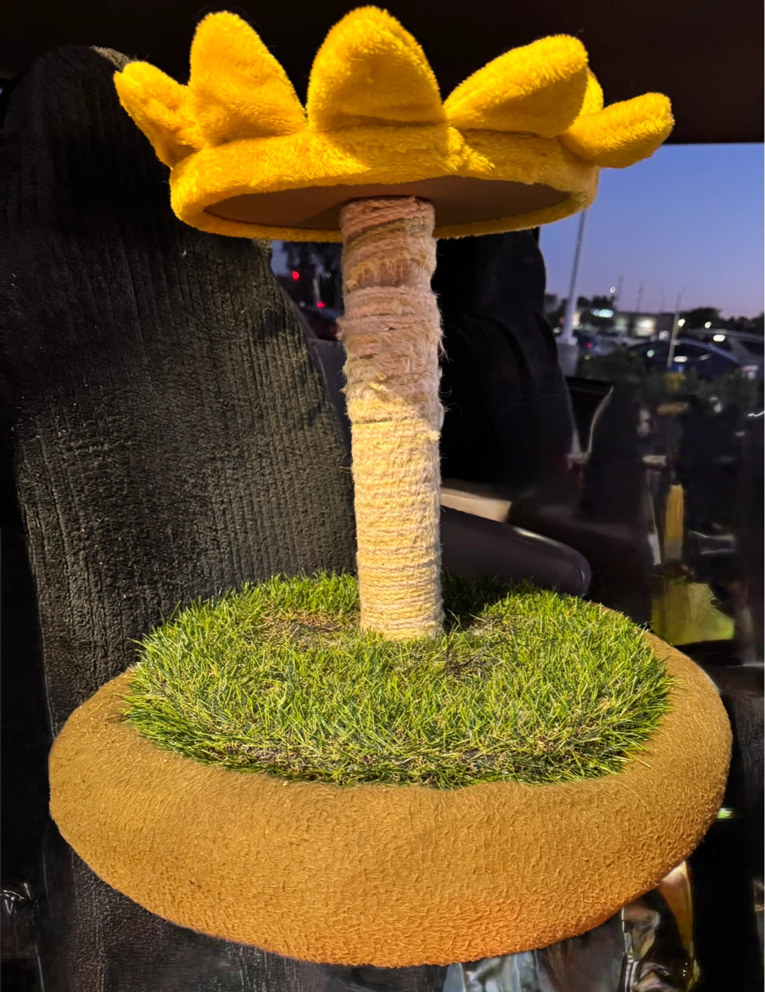 Sunflower Cat Scratcher Tree - photo 2