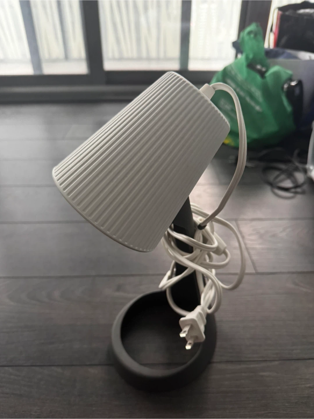 White Ribbed Table Lamp - photo 2