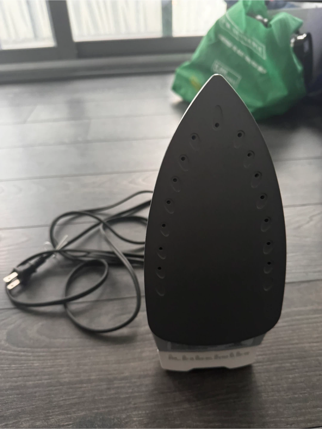 BLACK+DECKER Steam Iron - photo 2