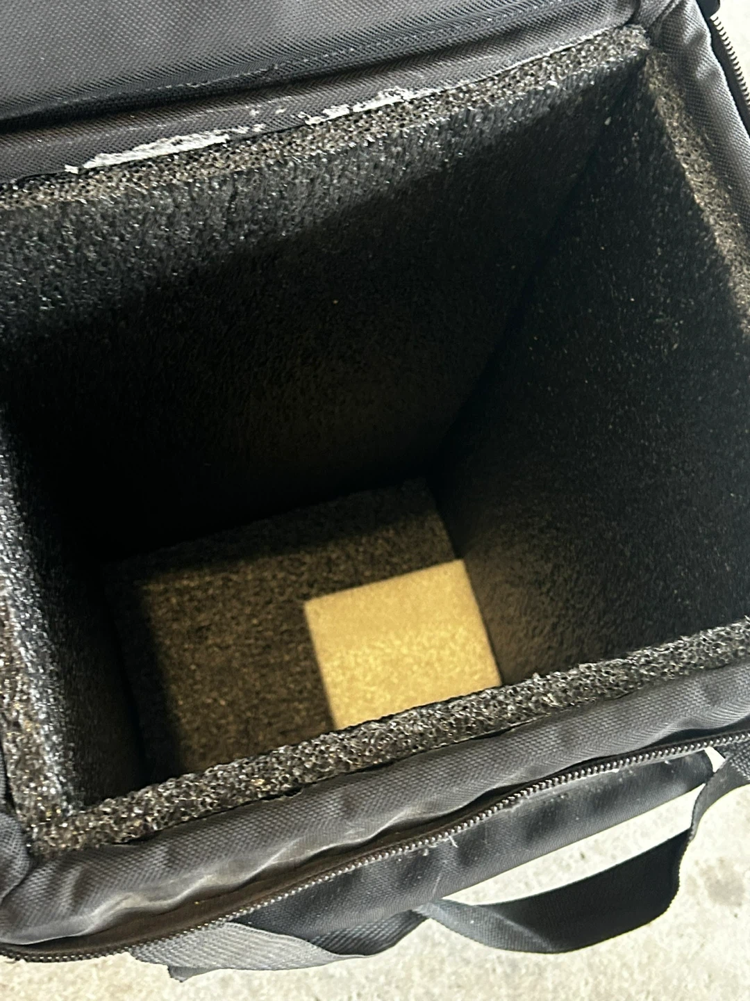 Dyson Airblade V Carrying Case - photo 4