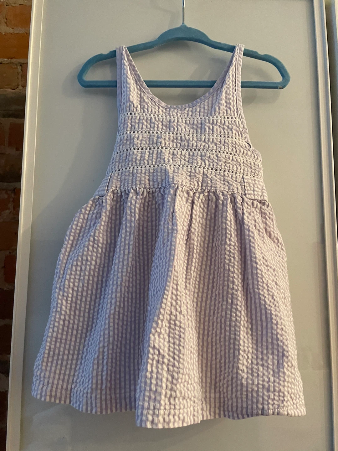 Baby girl Roots Seersucker Dress - L/G (12-18M)