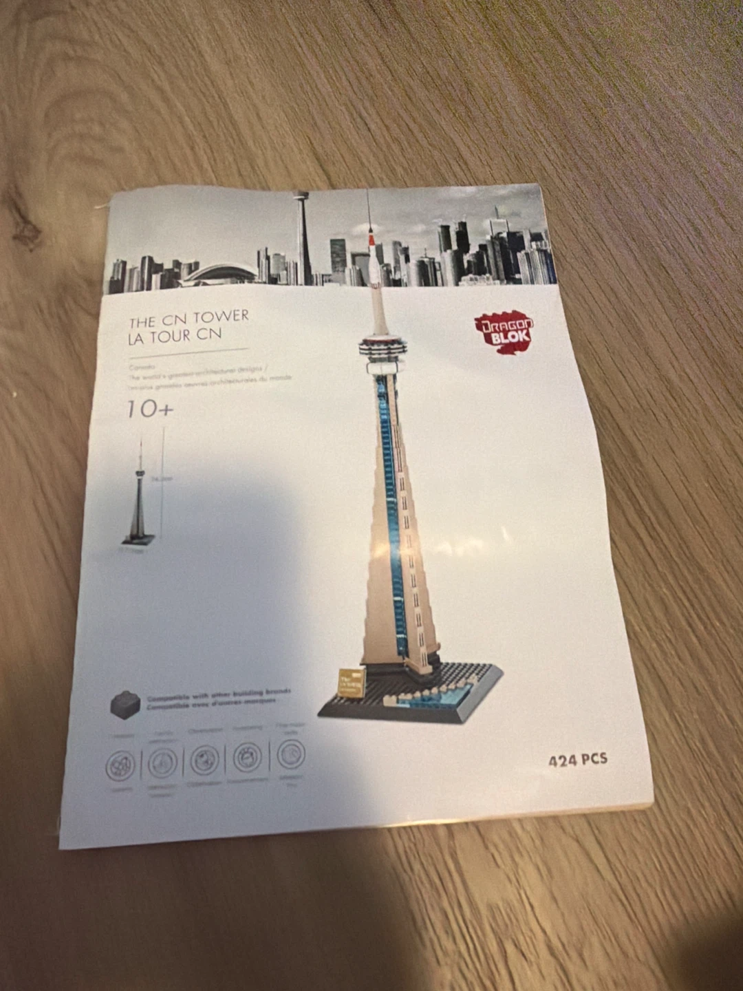 Dragon Blòk The CN Tower Building Set