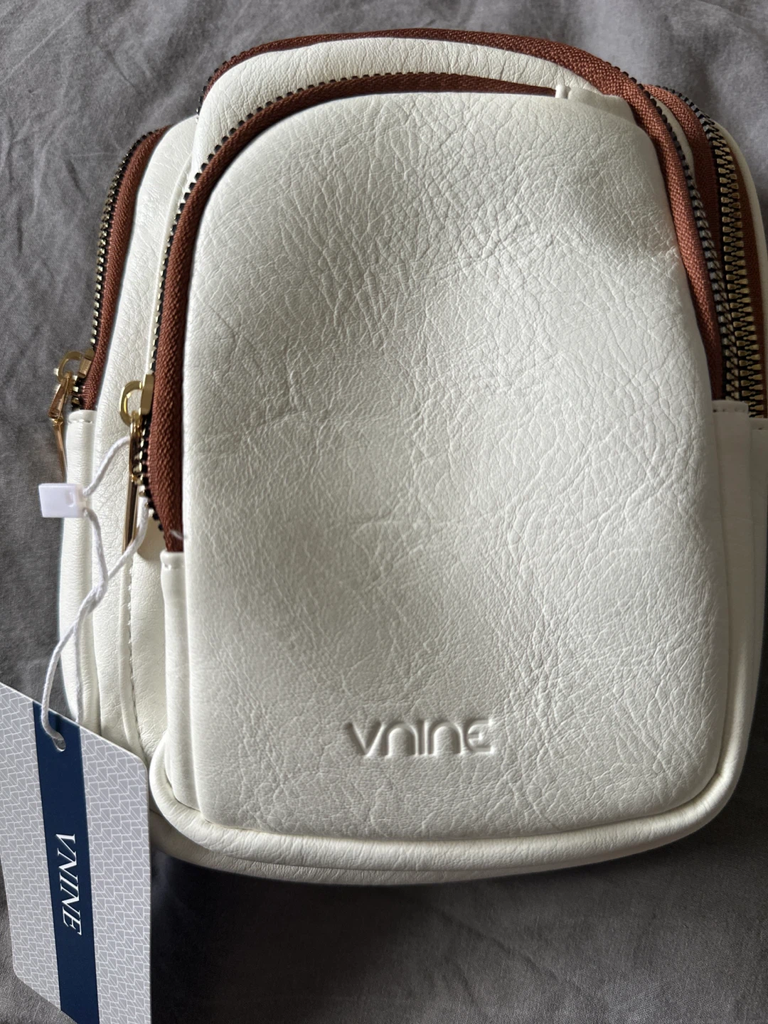 VNINE White Crossbody Bag