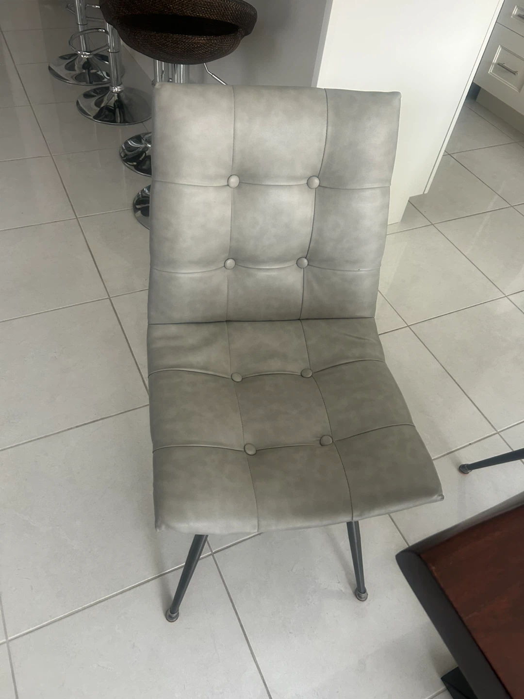 Dining Table with 6 Chairs - photo 4