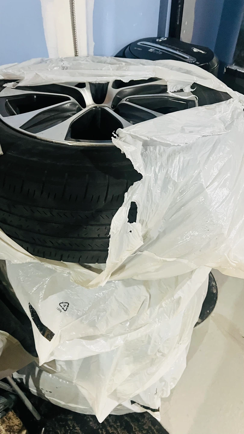 Toyota Alloy Wheels and Tires Set - photo 3