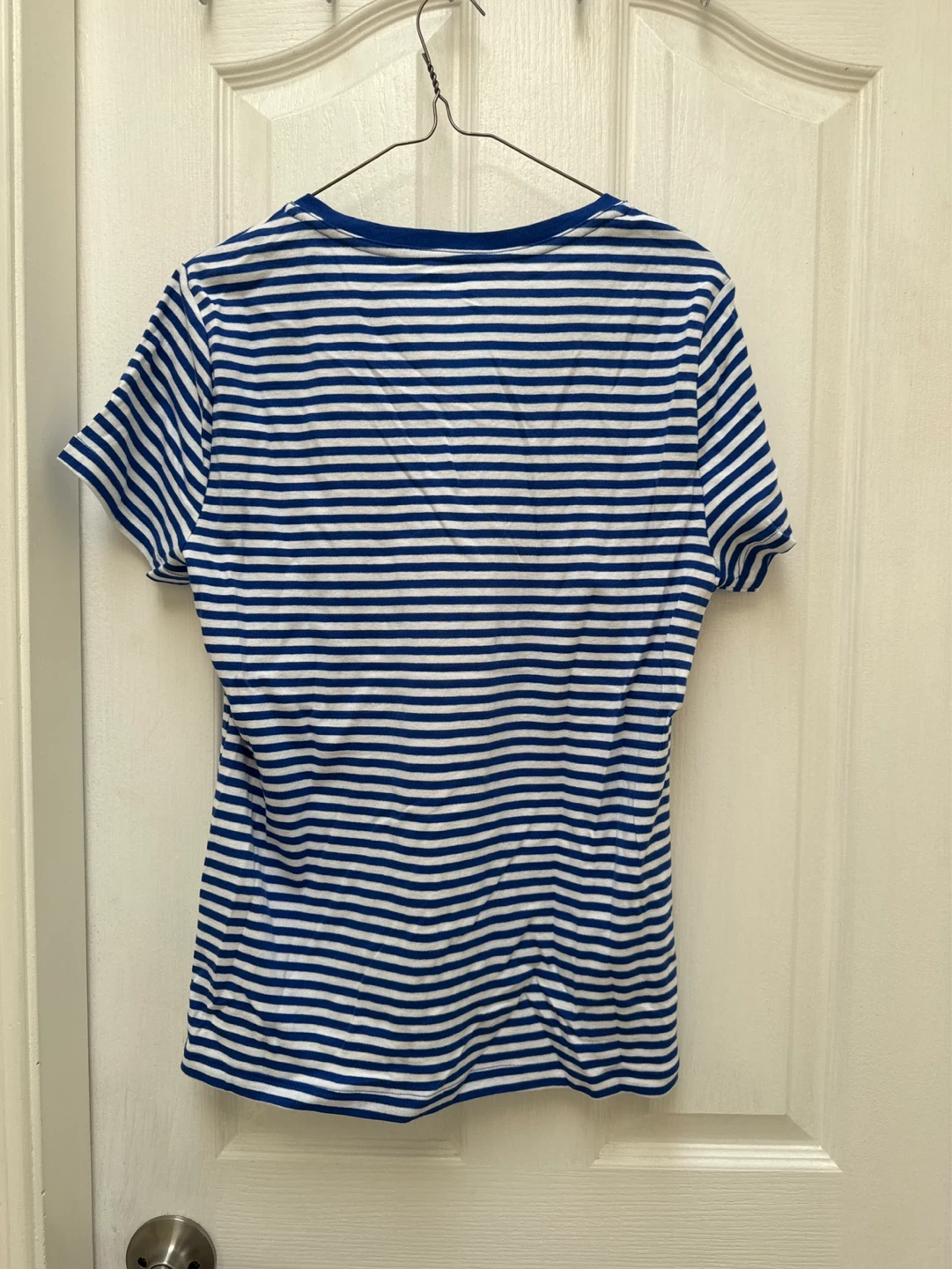 Nautica Striped V-Neck T-Shirt women’s large - photo 2