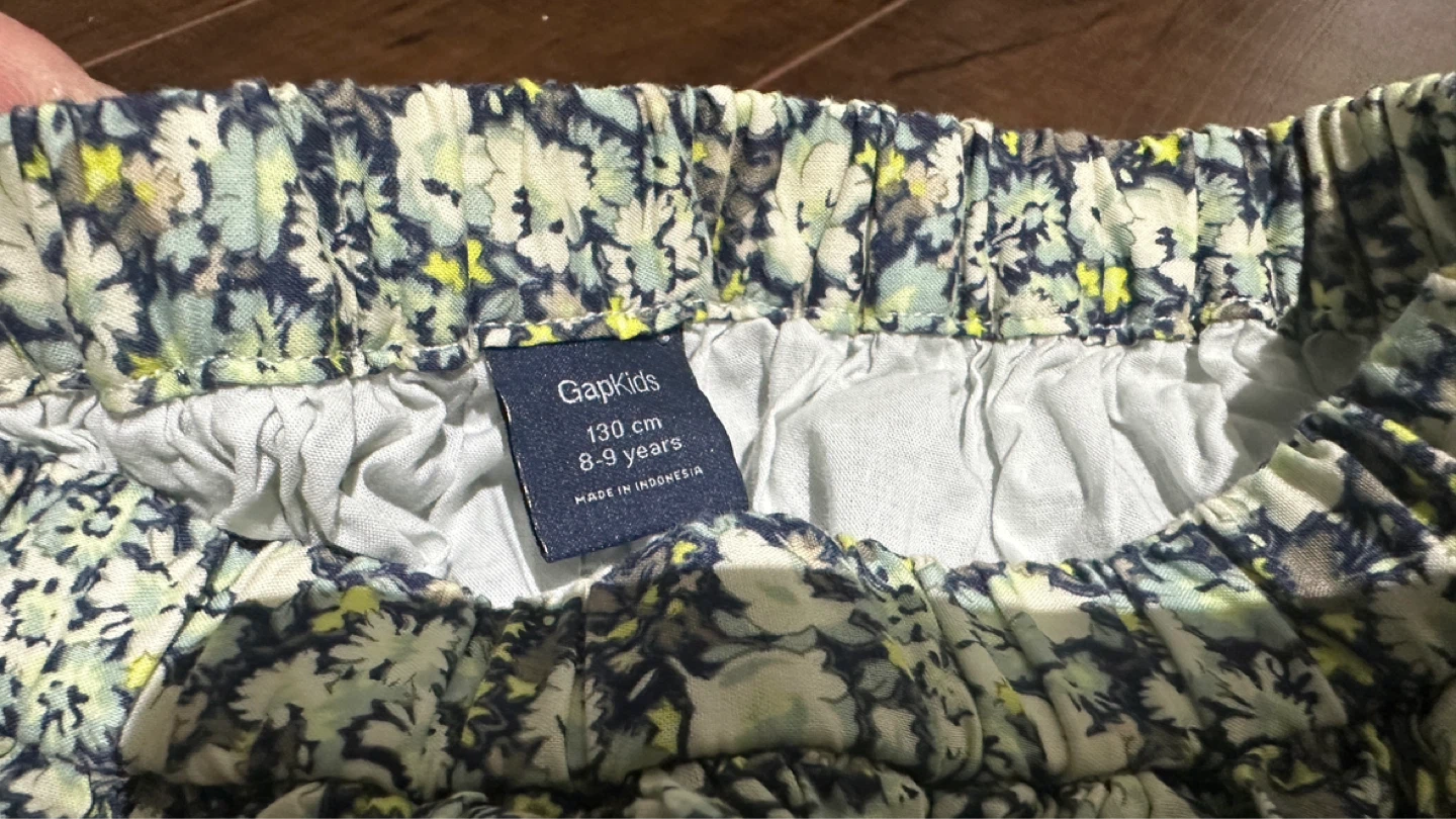 Gap Kids Skirts Bundle varies size from 6-9 yrs old - photo 4
