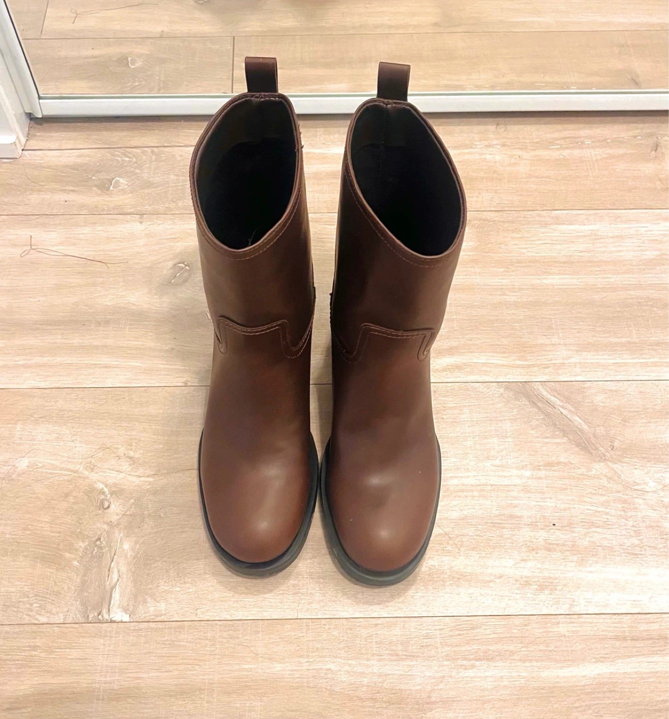 Brand New H&M Brown Boots