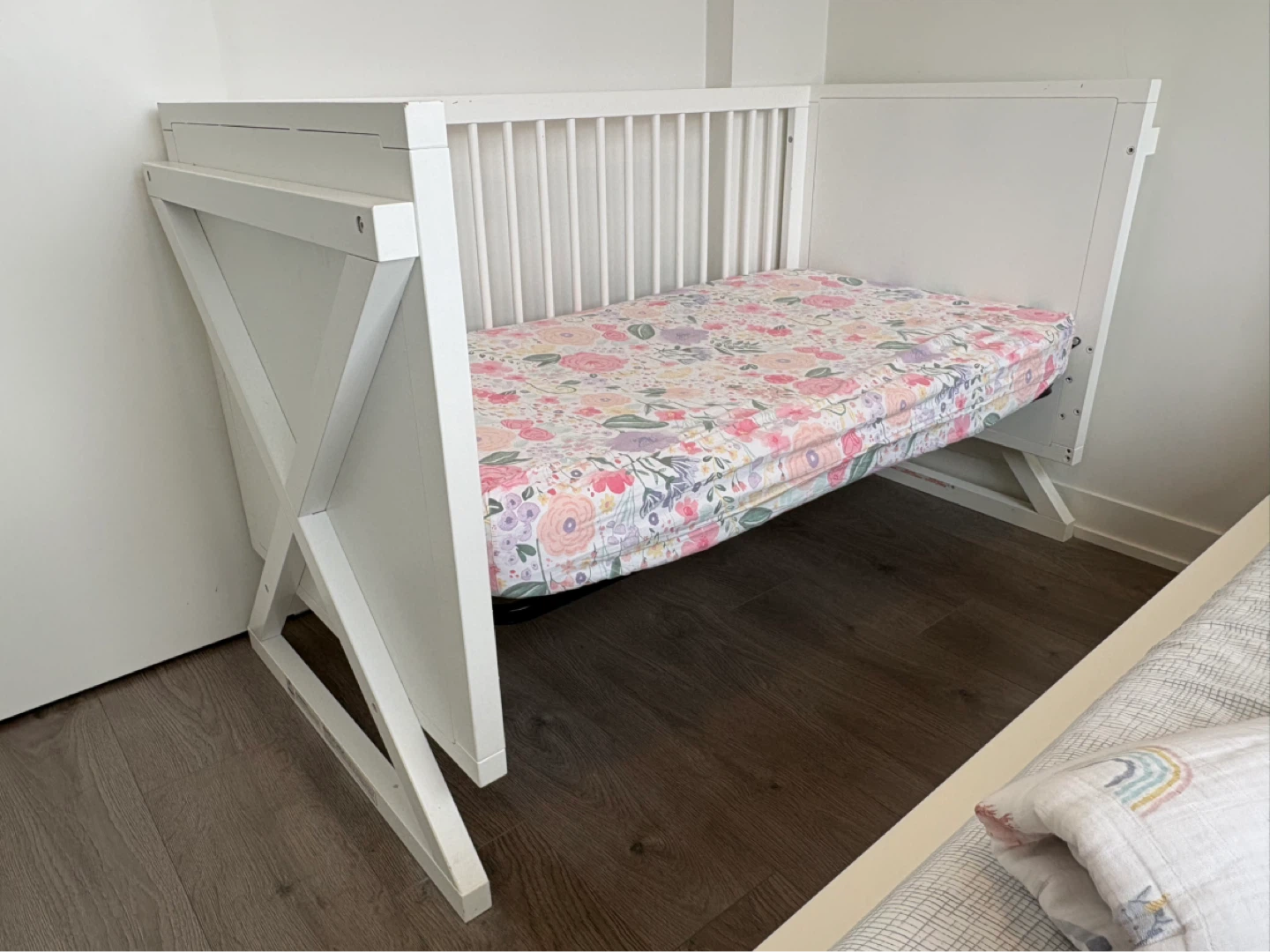Storkcraft - Equinox 3-in-1 Convertible Crib - photo 3