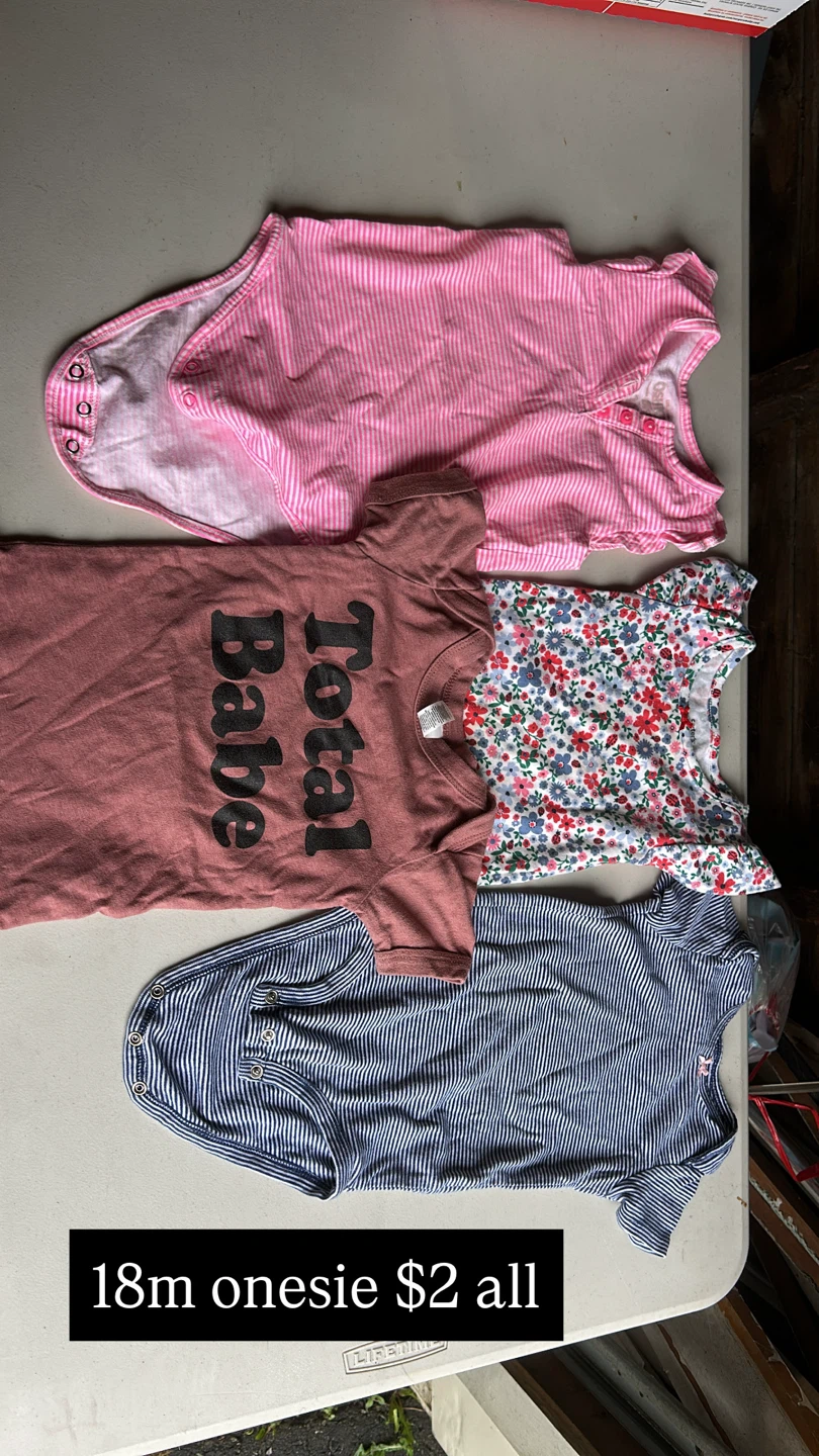 Baby Clothes Bundle - 18m - photo 2