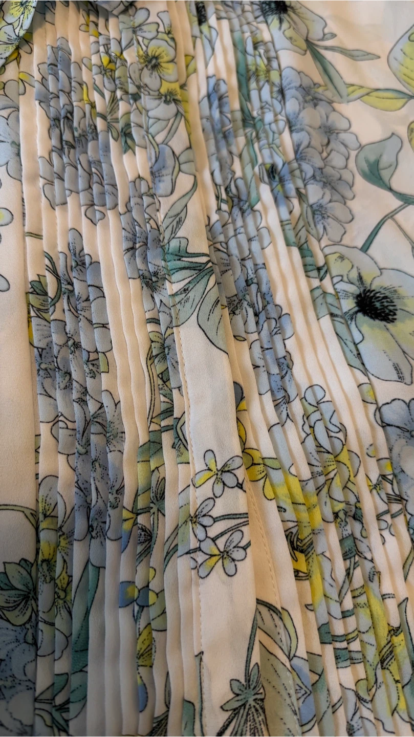 Karl Lagerfeld Paris Floral Pleated Blouse S/CH/P - photo 4