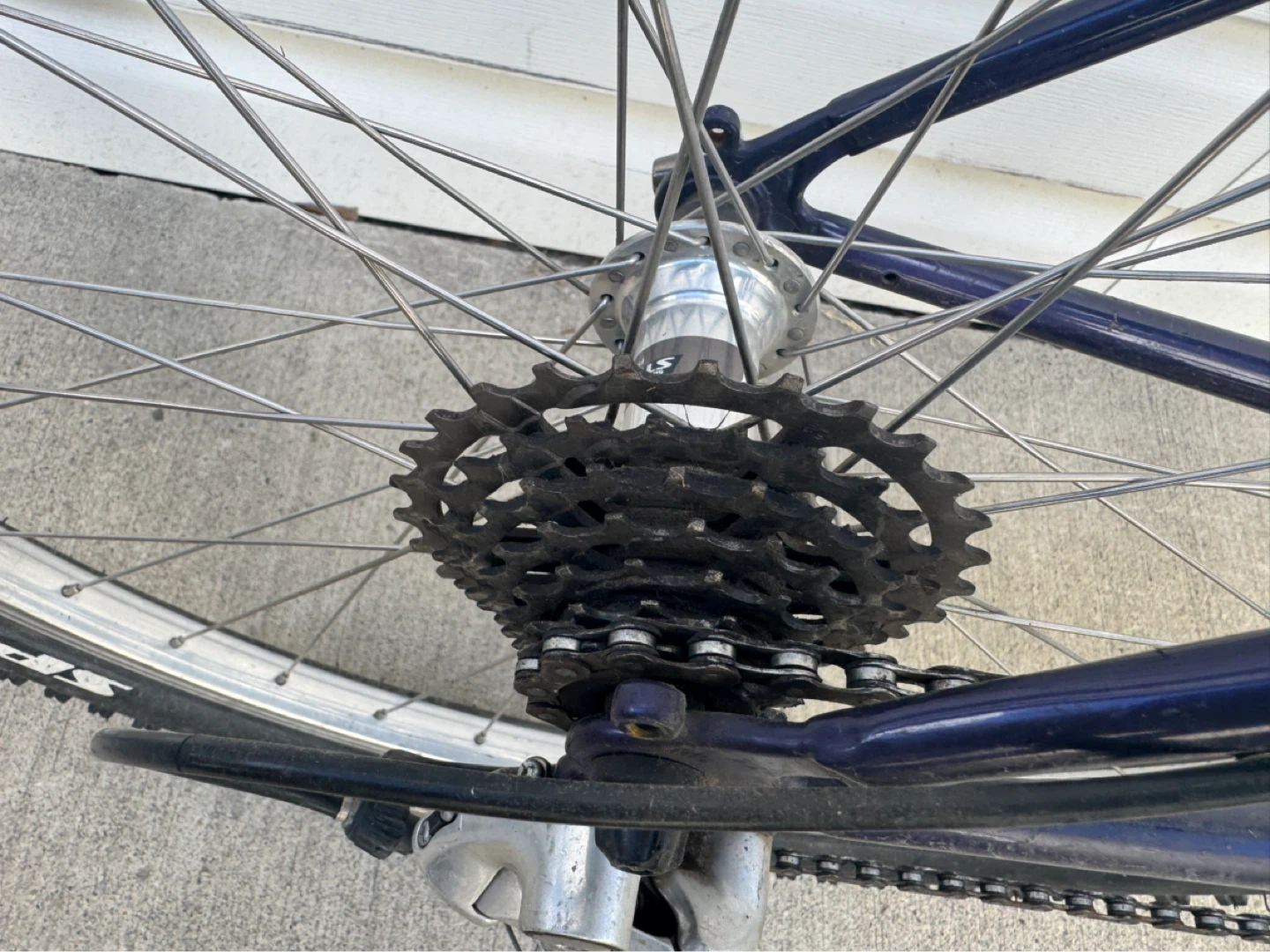 Rocky Mountain Lite weight Mountain Bike - photo 5