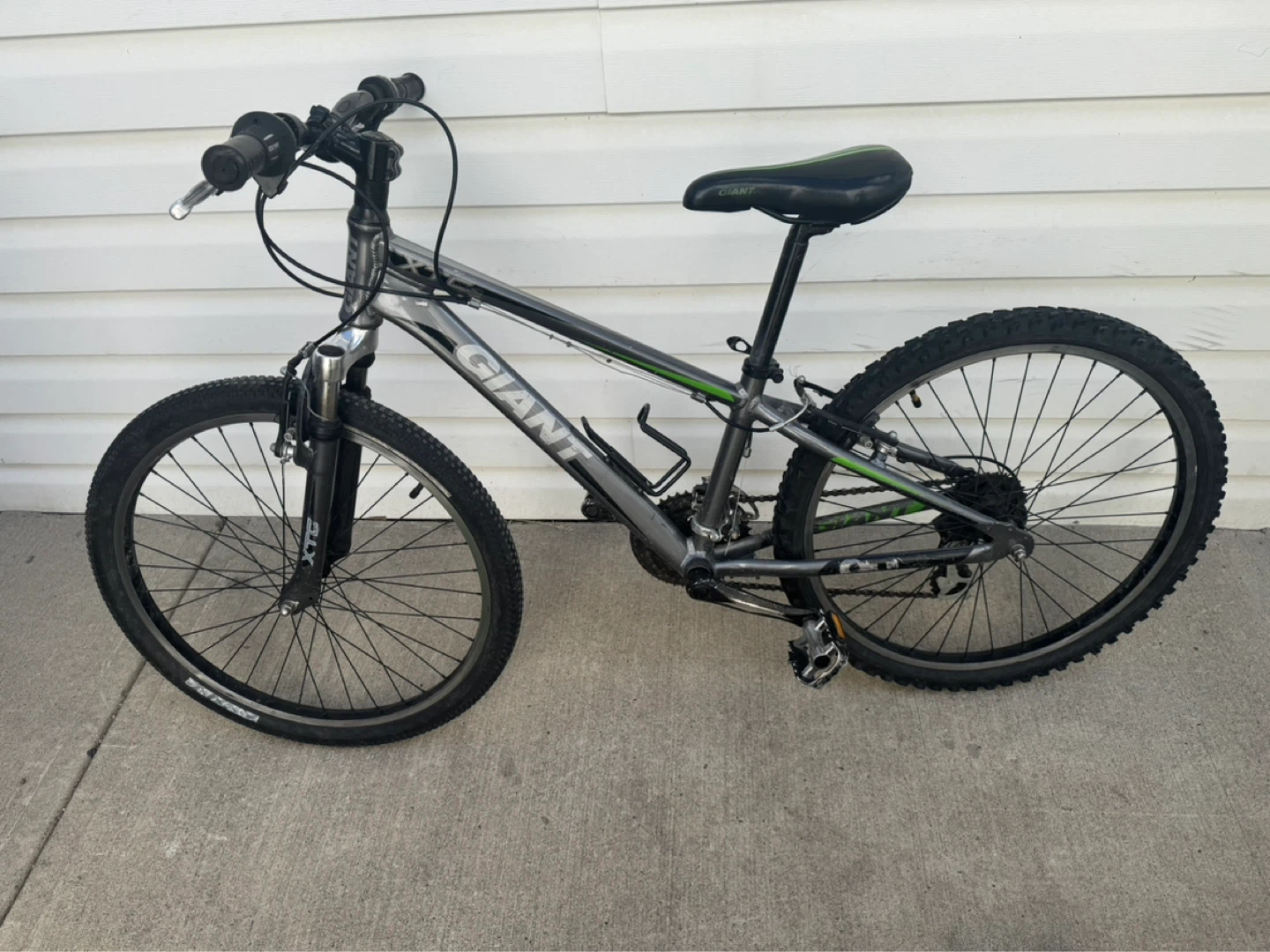 Giant Aluminum Mountain Bike