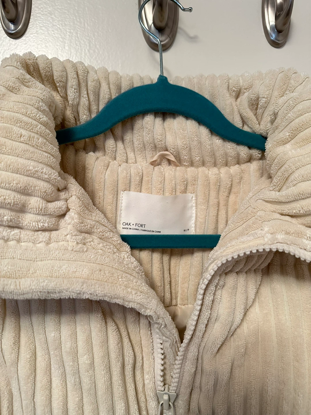oak + fort white corduroy puffer jacket XS - photo 3
