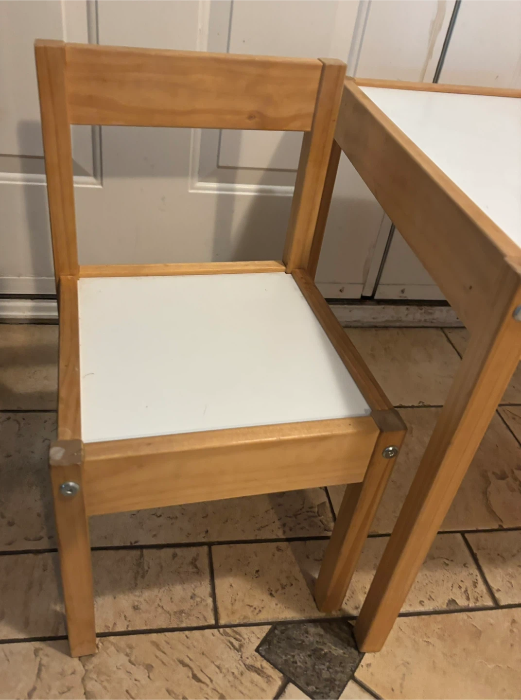 Kids Table and 2 Chairs Set - photo 5