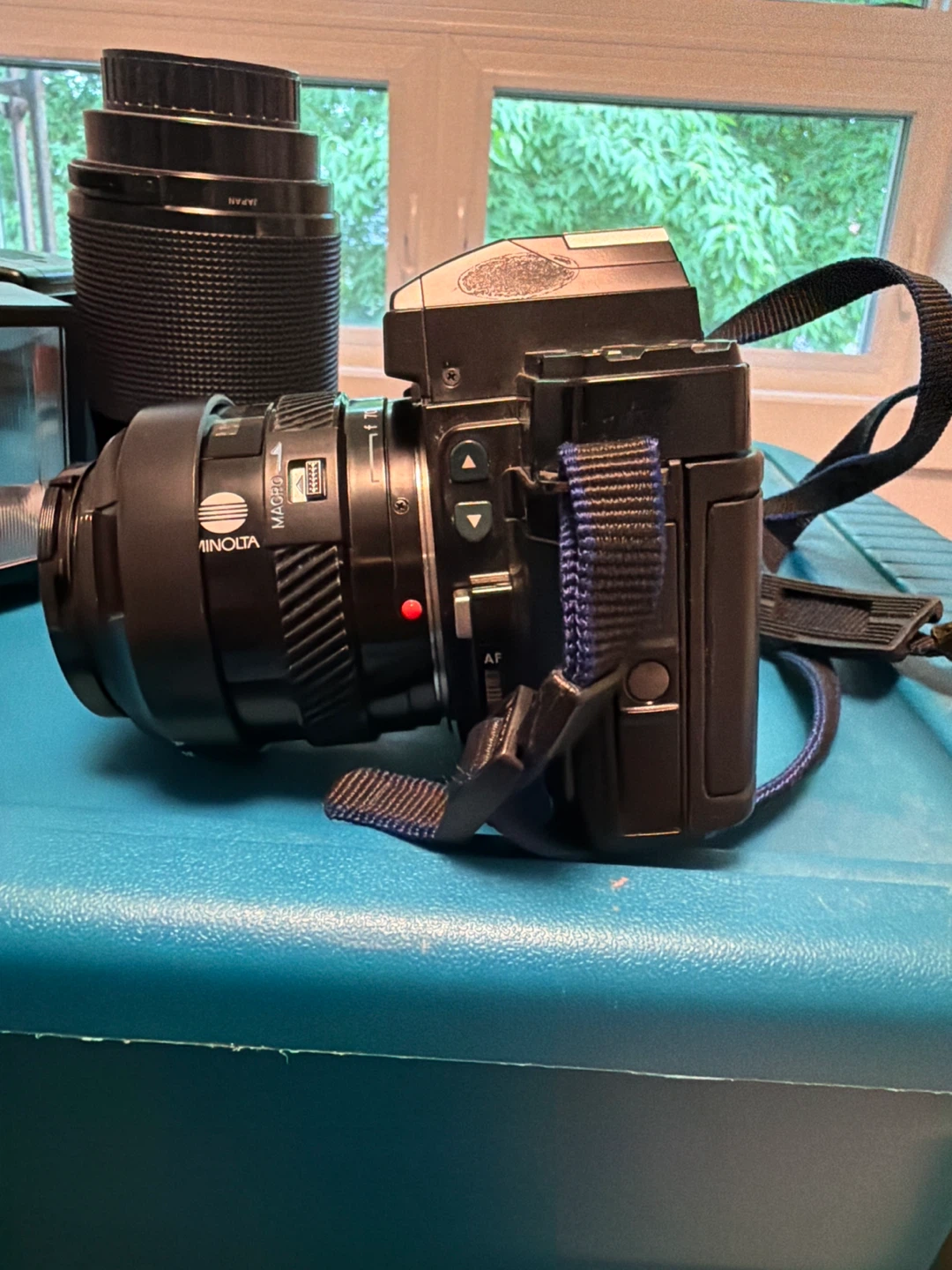 Minolta Maxxum 7000 Camera with Lens, Flash, and Film - photo 2