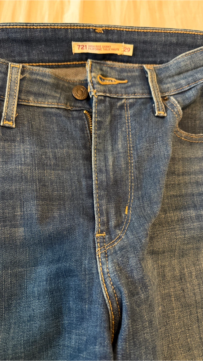 Levi's 721 High Rise Skinny Jeans Size 29 - photo 4